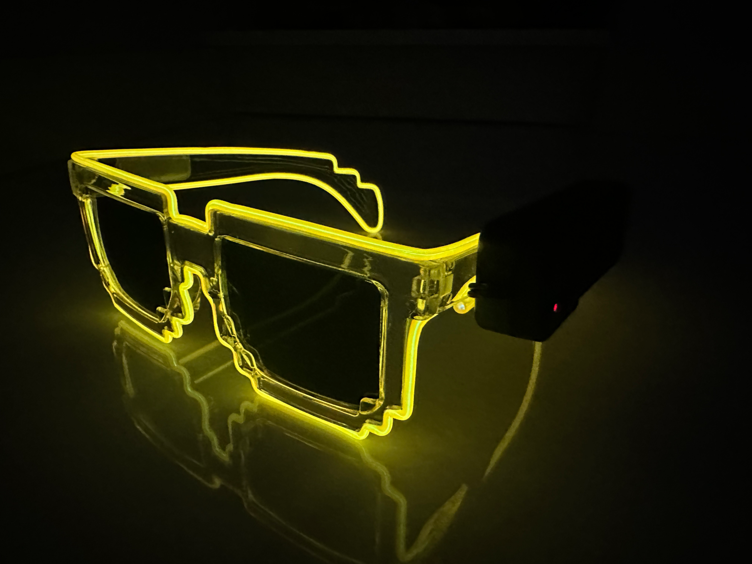LED Pixel Glasses Yellow - Image 2